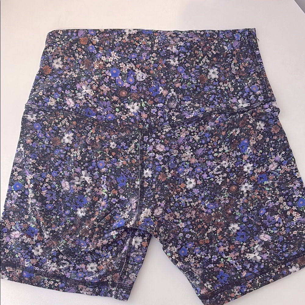 Lululemon Align High Rise Shorts Size 6